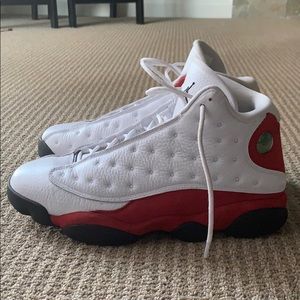 Air Jordan 13 retro Cherry size 12